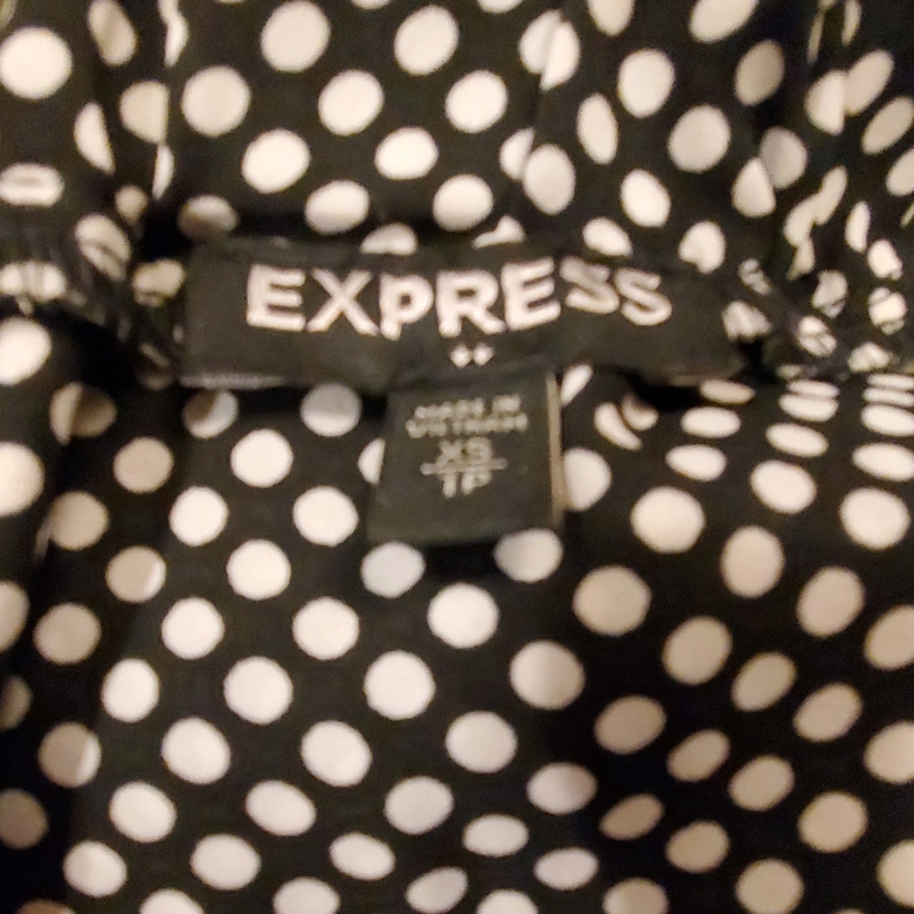 Express dress - Picture 4 of 5